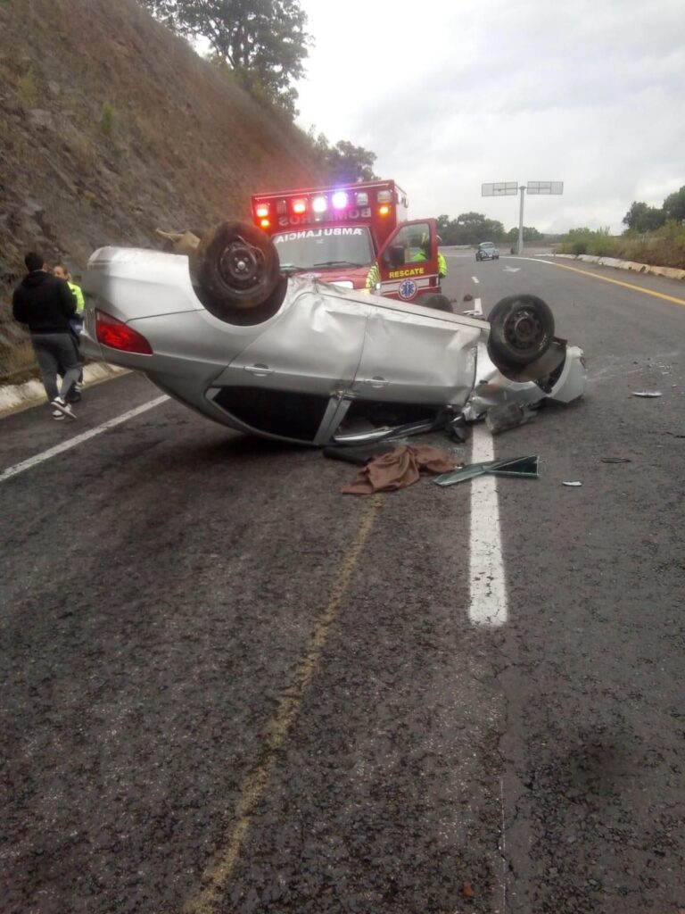 Tres accidentes en la carretera Pátzcuaro Lázaro Cárdenas