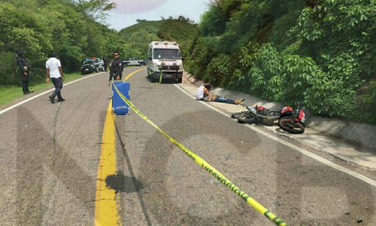 Muere adolescente en choque sobre la Huetamo - Zitácuaro, en Michoacán