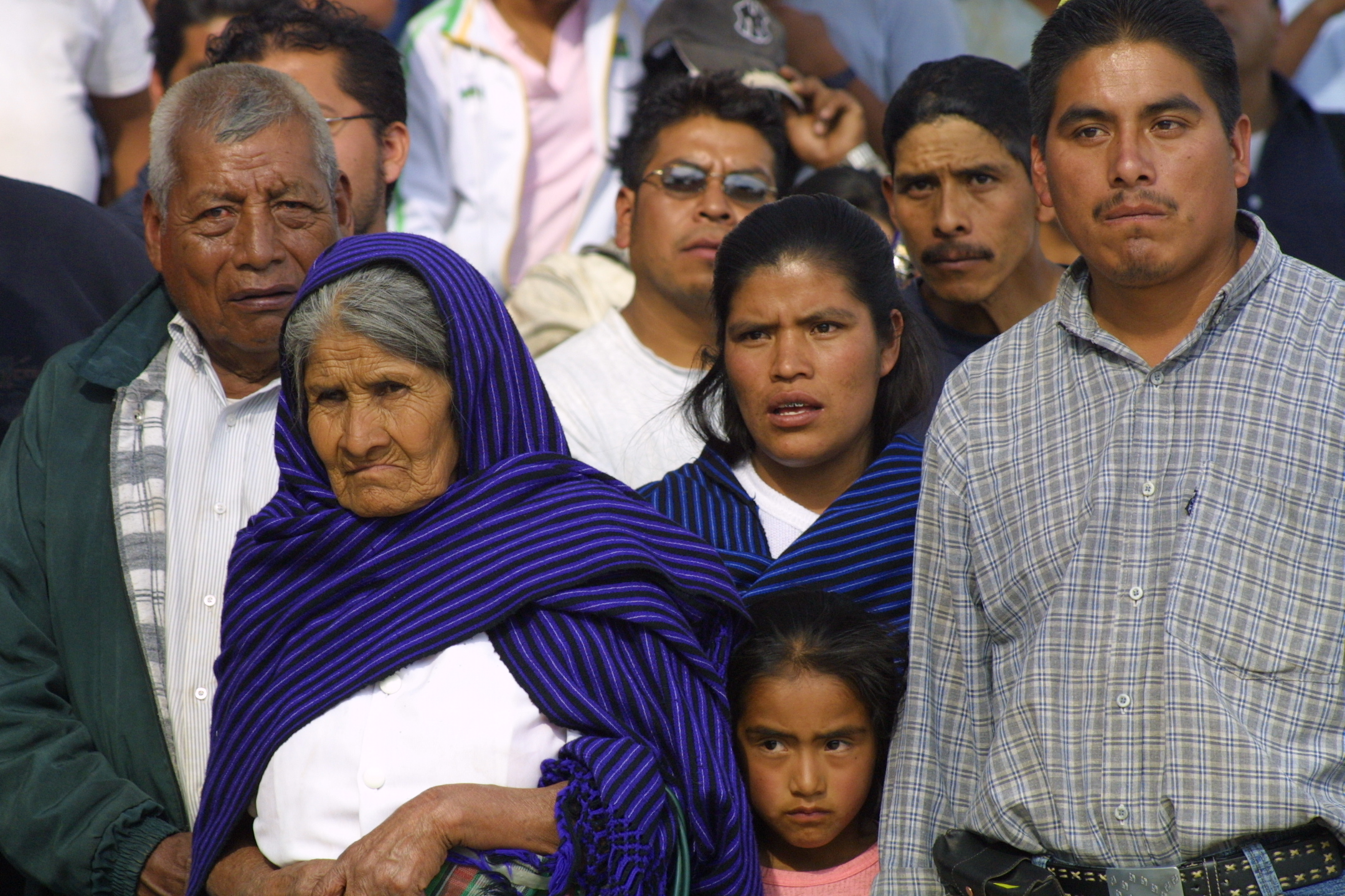 Piden indígenas de Pátzcuaro, Zitácuaro y Comalá proteger recursos naturales y respetar su autonomía