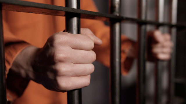 Sentencian con 15 años de prisión a sujeto que violaba a su hija