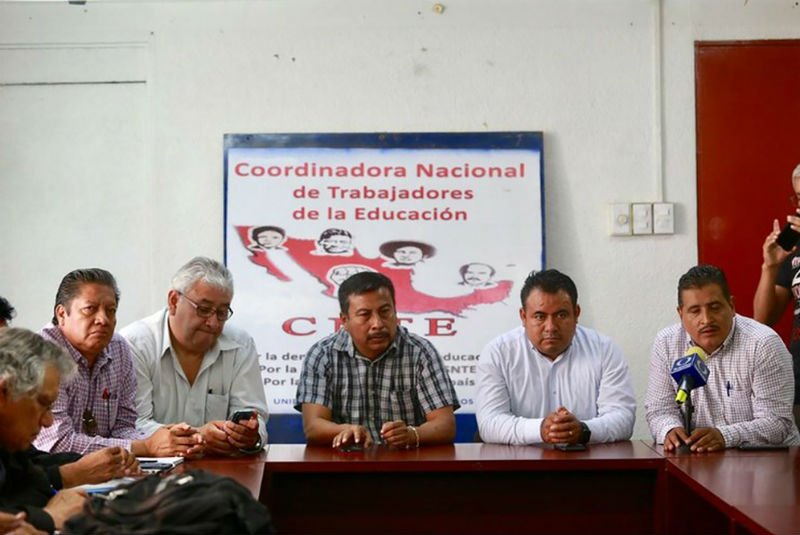 CNTE anuncia paro de labores en Michoacán, Guerreo y Chiapas