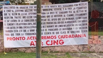 Dejan mantas con mensajes esta madrugada en Uruapan