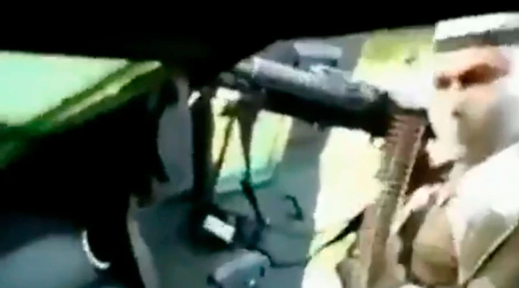 Nuevas imágenes muestran la ferocidad de la batalla en Tepalcatepec (VIDEO)