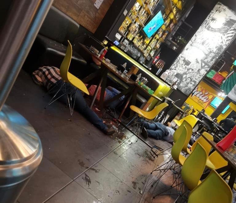 Atacan bar en Uruapan, Michoacán, y matan a 5