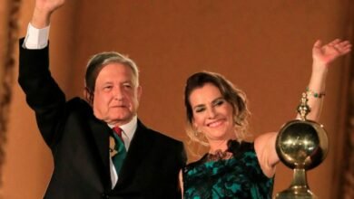 Despiden a funcionario por comentario ofensivo contra esposa de AMLO