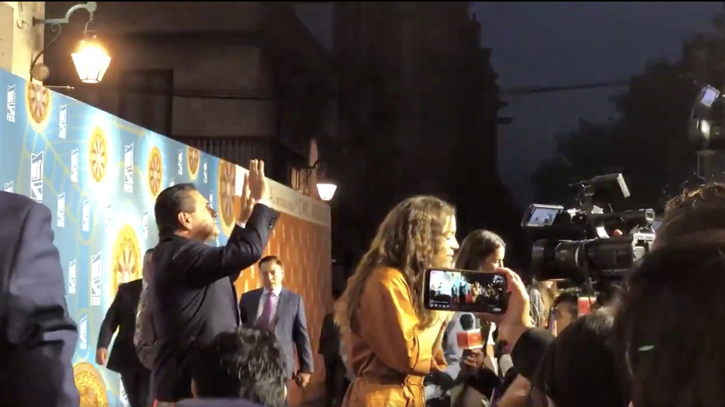 VIDEO: Abuchean a Silvano Aureoles en la inauguración del FICM