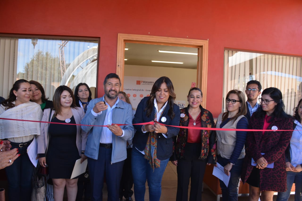 Inauguran en Pátzcuaro la primer "Casa de la Mujer" de Michoacán