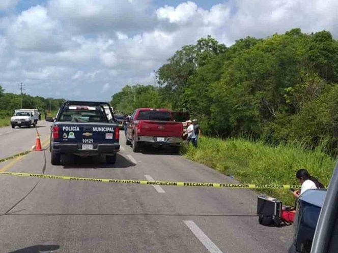 Abandonan 3 cuerpos en la carretera Pátzcuaro - Morelia