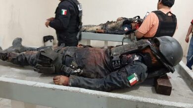 VIDEO: Policías lloran muerte de 5 compañeros en emboscada