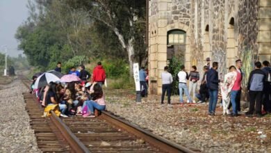 Normalistas de Tiripetío detienen manifestaciones por reunión con autoridades