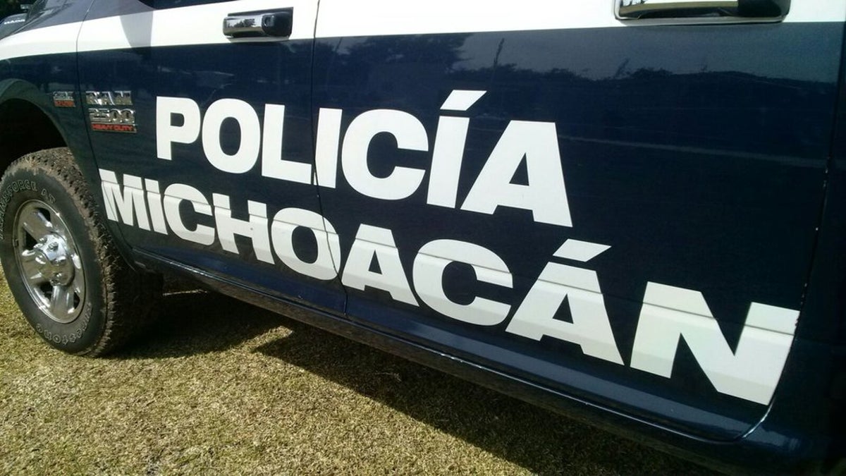 Atacan a balazos a policías en la Pátzcuaro-Ihuatzio