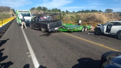 Carretera Siglo XXI cerrada por accidente vial