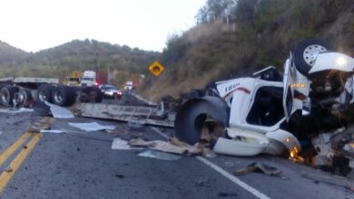Fuerte accidente Autopista Siglo XXI tramo Nueva Italia - Lázaro Cárdenas