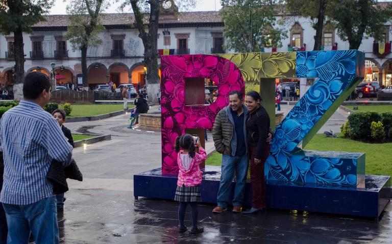 Pátzcuaro rompe récord de visitantes