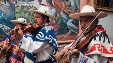 Taller de Pirekua Tradicional en la isla de Janitzio