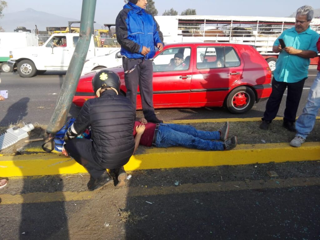 Fuerte accidente en Morelia; hay varios heridos [FOTOS]