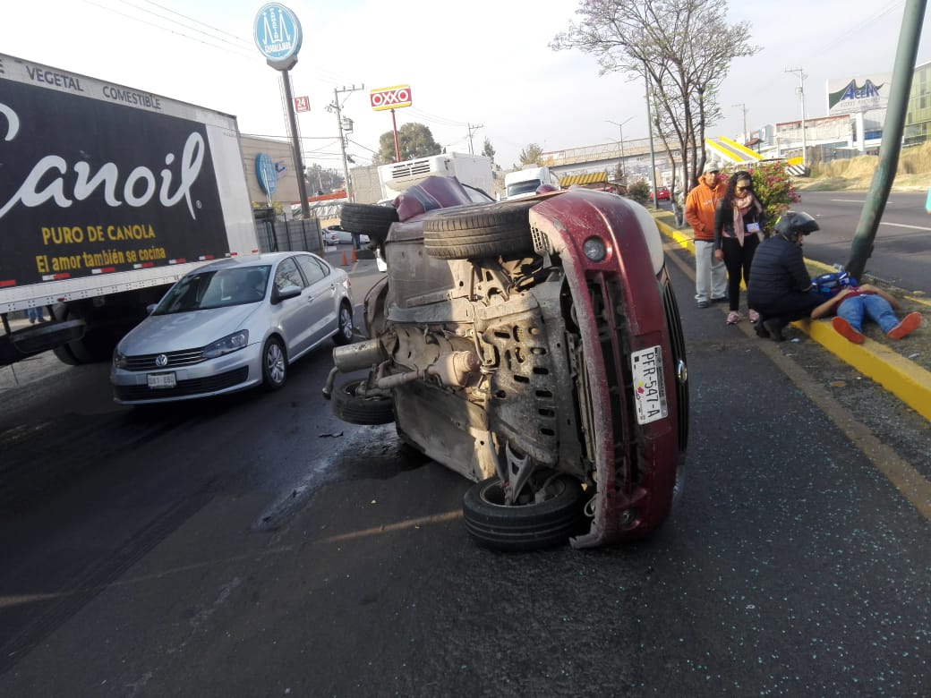 Fuerte accidente en Morelia; hay varios heridos [FOTOS]