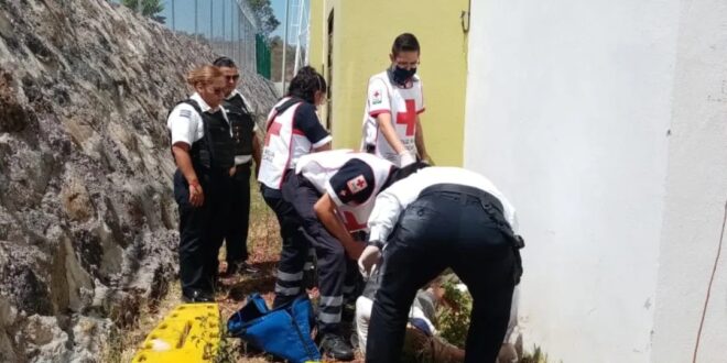 Mujer se lanza de un 4o piso en Morelia, Michoacán