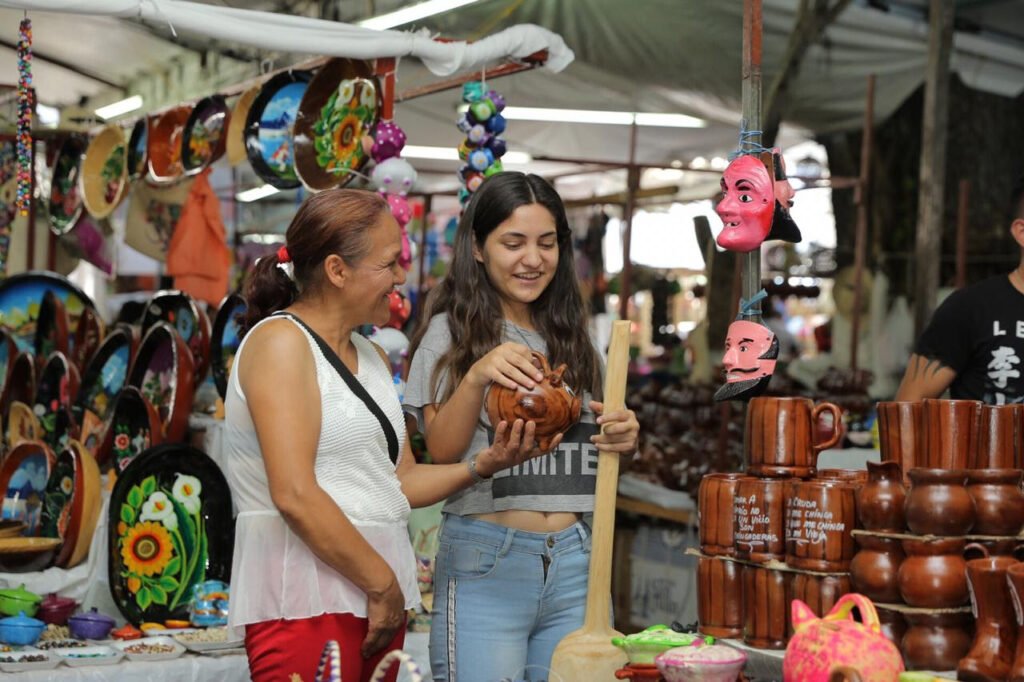 Tianguis Artesanal de "Domingo de Ramos" Uruapan 2020