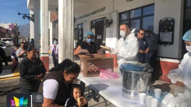 Alcalde de Zacapu, Luis Felipe León, instala comedores gratuitos para grupos vulnerables
