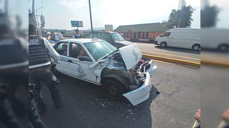 Morelia: Se registra accidente en la Salida a Pátzcuaro