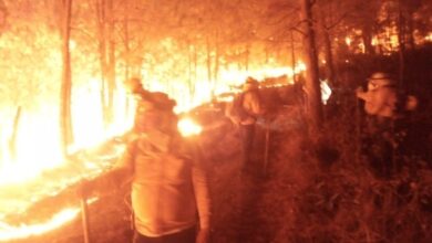 Uruapan bajo nube de hum por incendio forestal