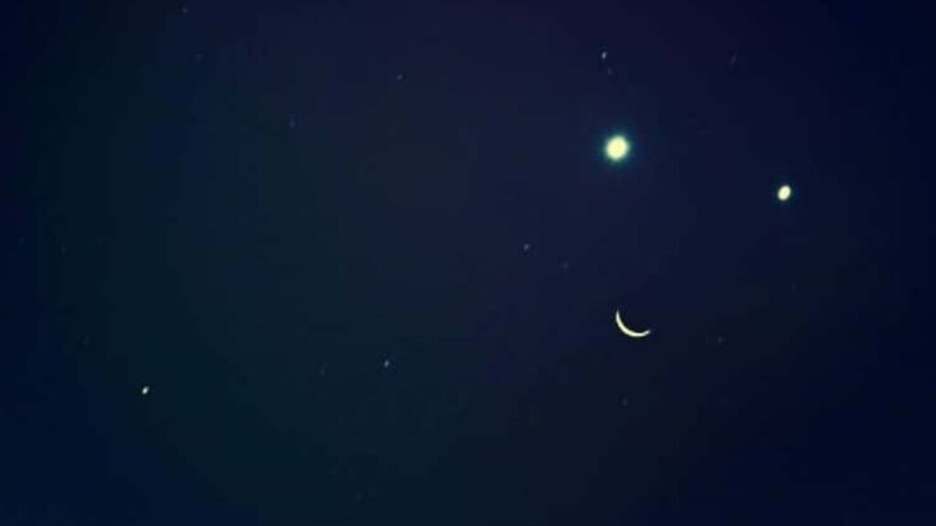 Luna se unirá junto a Venus y Júpiter para formar una sonriente