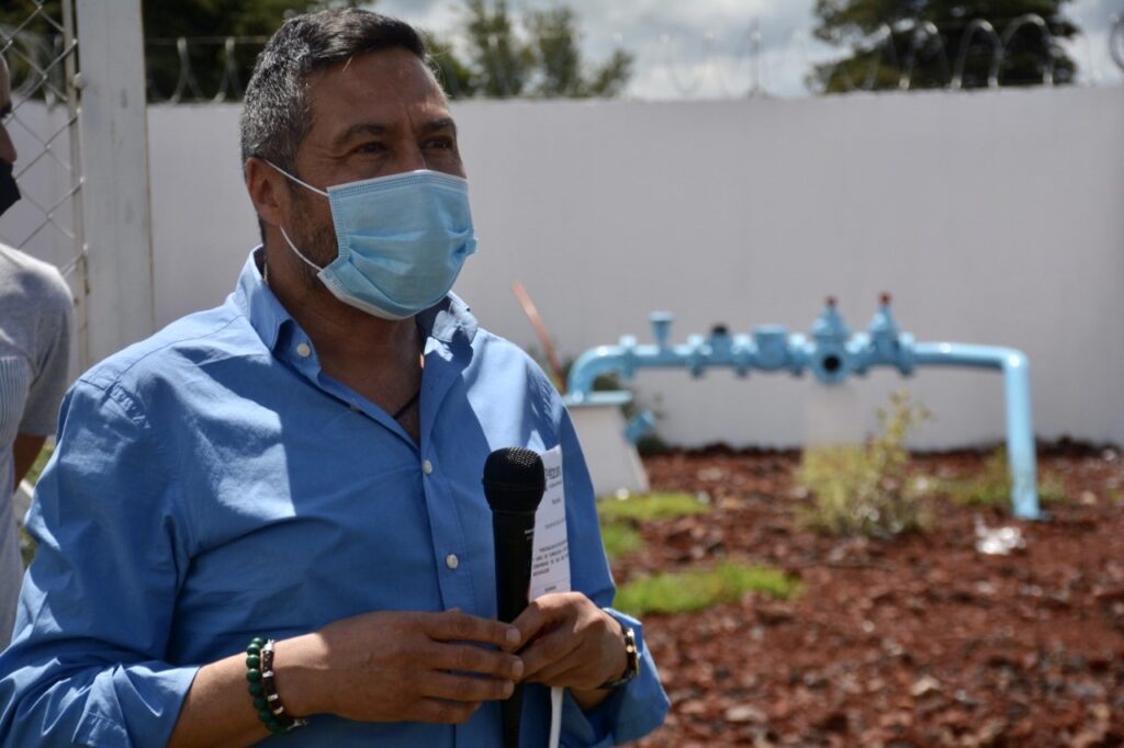 Inaugura Víctor Báez importante obra de agua potable en San Juan Tumbio