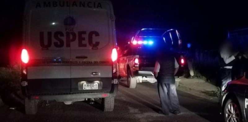 Hallan 2 cuerpos maniatados y baleados en Uruapan, Michoacán