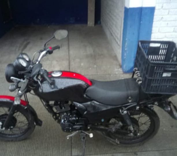 Recuperan en Pátzcuaro motocicleta robada