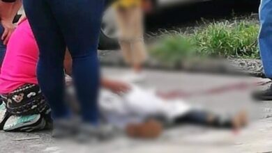 Un niño muere atropellado frente a su casa