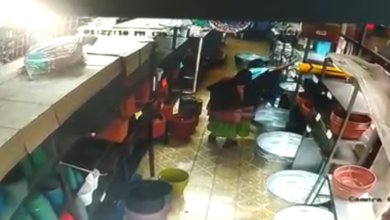 VIDEO: Captan a dos mujeres robando en Pátzcuaro