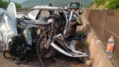 Fuerte accidente provoca cierre parcial de carretera en Michoacán