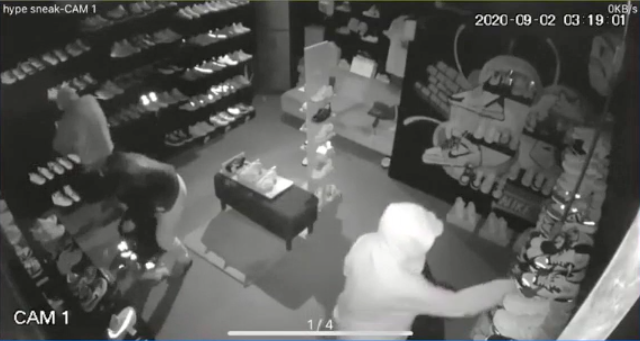 VIDEO: Difunden robo de tienda deportiva en Pátzcuaro