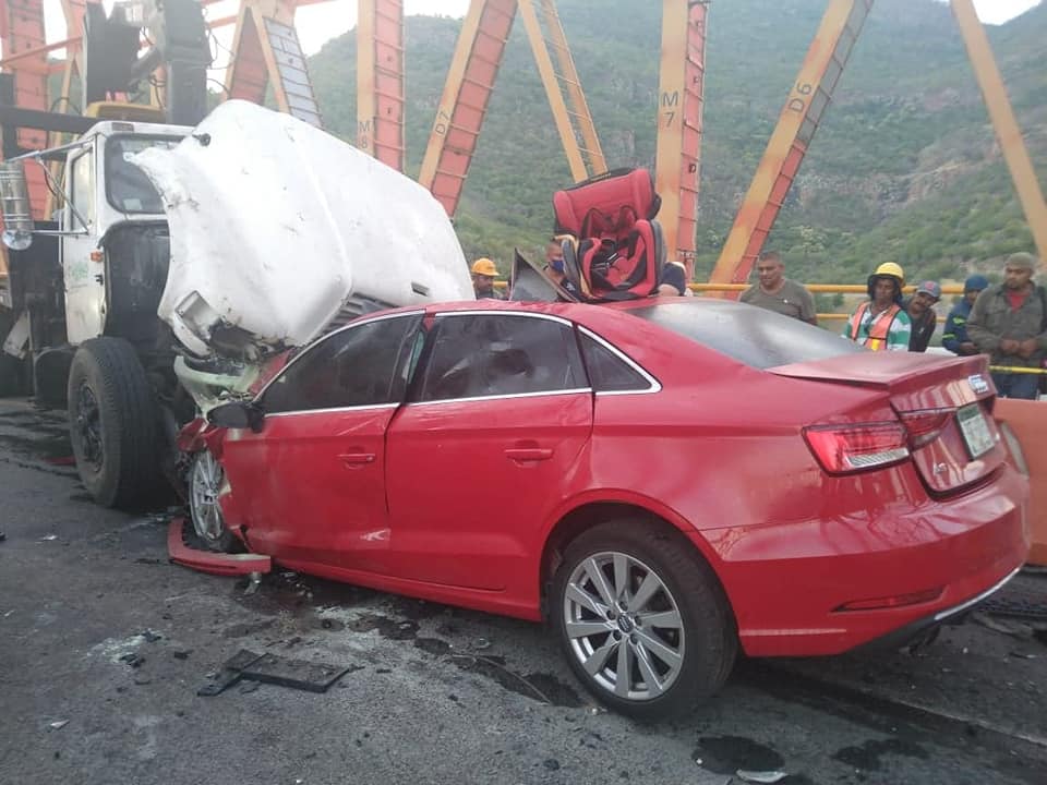 Trágico accidente en Michoacán [FOTOS]