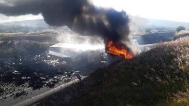 Trágico choque entre tráiler y vehículo sobre la carretera Morelia - Salamanca