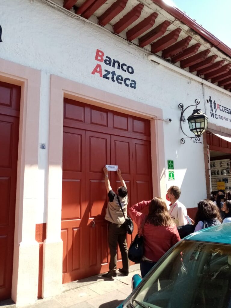 FOTOS: Clausuran Elektra de Pátzcuaro por no seguir medidas sanitarias