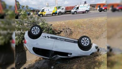 Vuelca vehículo en la Pátzcuaro-Morelia