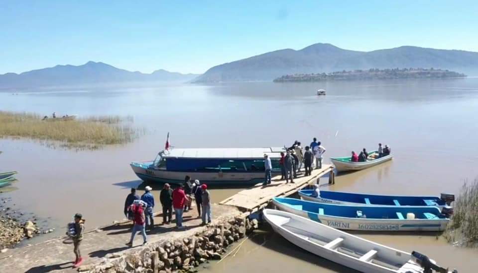 Continúan con búsqueda del padre e hija desaparecidos en el Lago de Pátzcuaro