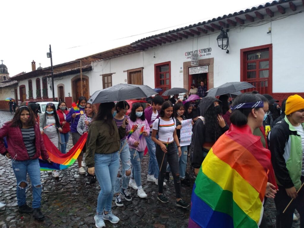 Primera Marcha LGBTTTIQ en Pátzcuaro 2