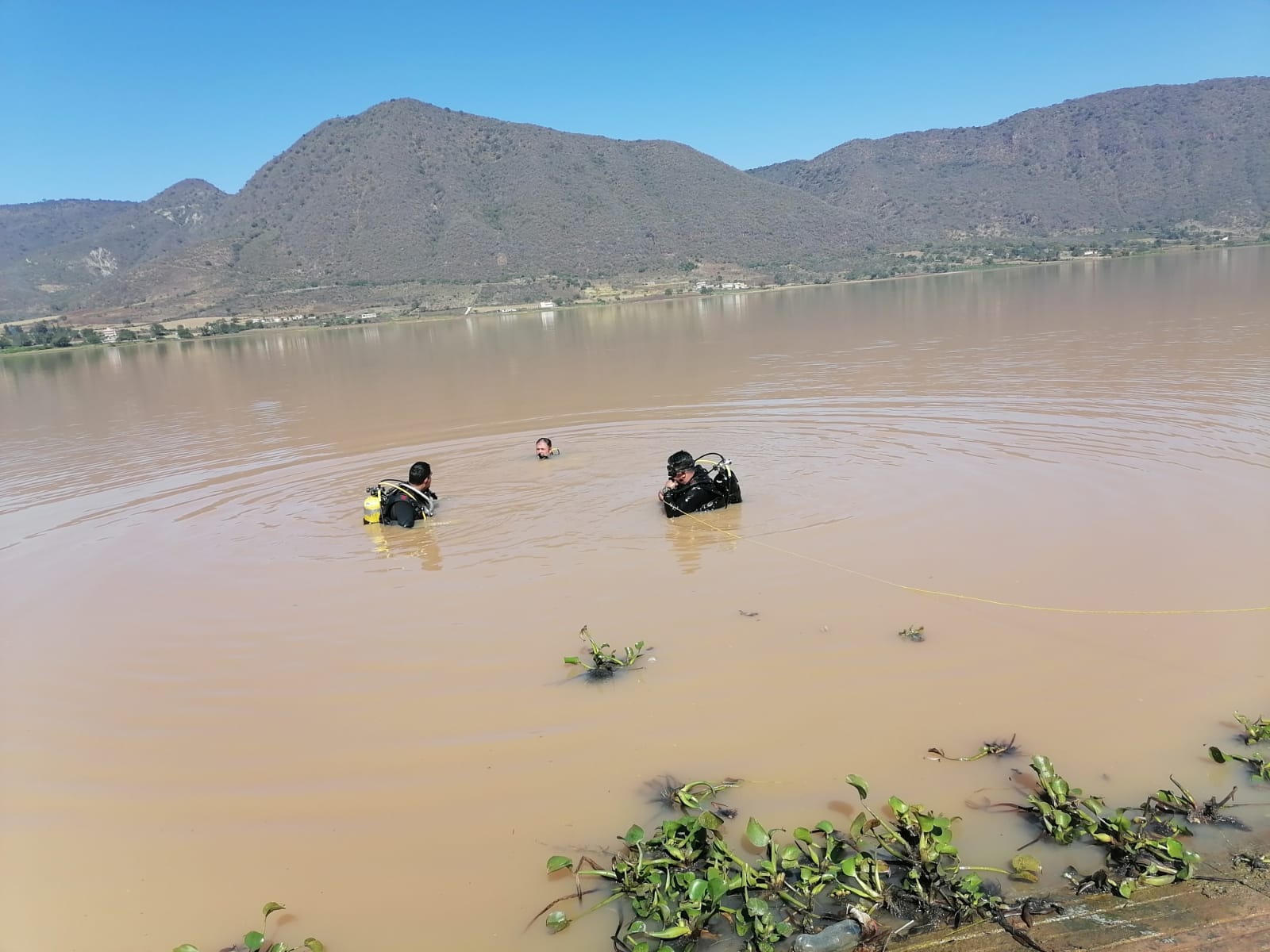 Adolescente de 14 años muere AHOGADO en laguna de Michoacán