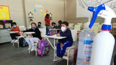 Cerca de un millón de alumnos REGRESAN A CLASES hoy en Michoacán