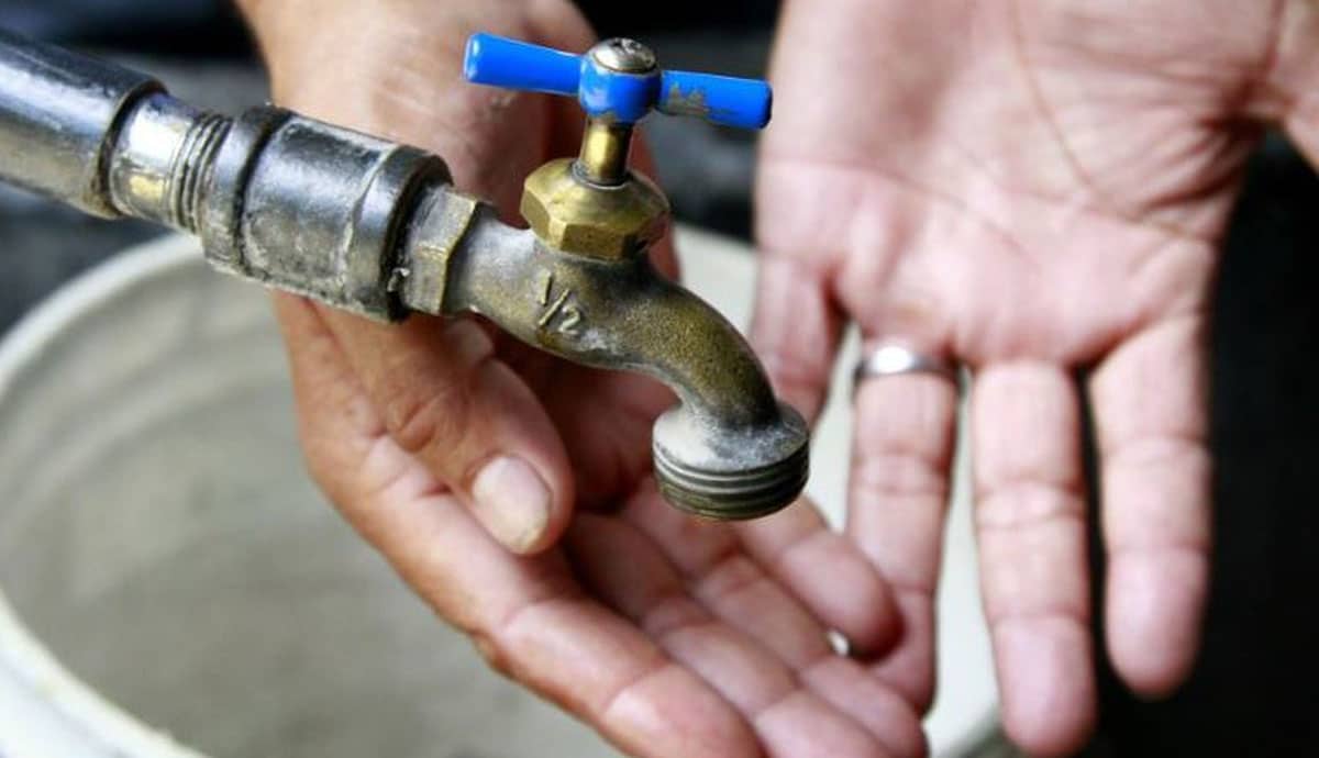 16 colonias de Pátzcuaro con fallas en el suministro de agua por falla en bomba
