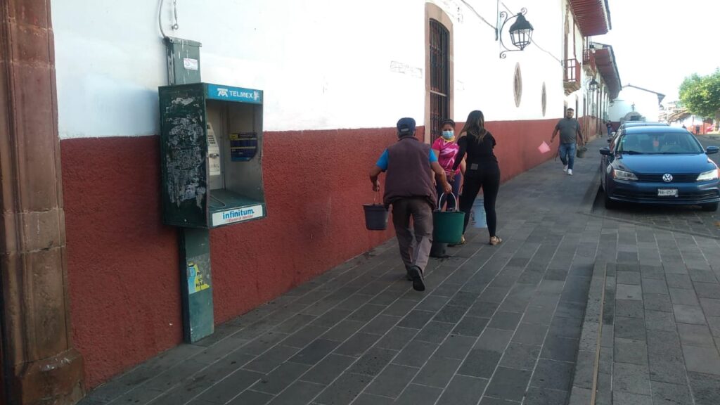 Denuncian excesivo cobro de agua potable en Pátzcuaro