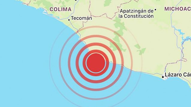 tsunami michoacan