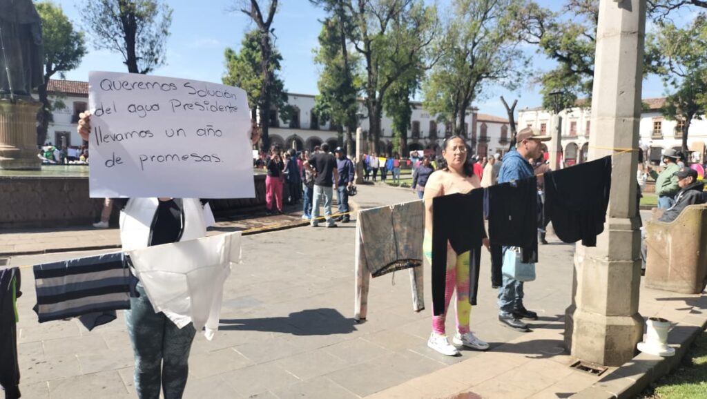 ¡Basta de promesas vacías! Marcha en Pátzcuaro exige acciones ante la crisis de agua. ¿Dónde está Julio Arreola?